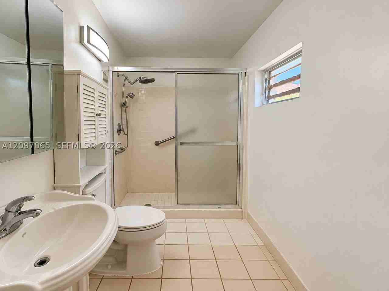 460 N Deerfield Ave #0 - Photo 4 of 7