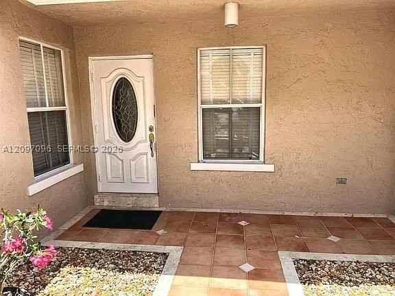 14740 Sw 170th Ter - Photo 2 of 21