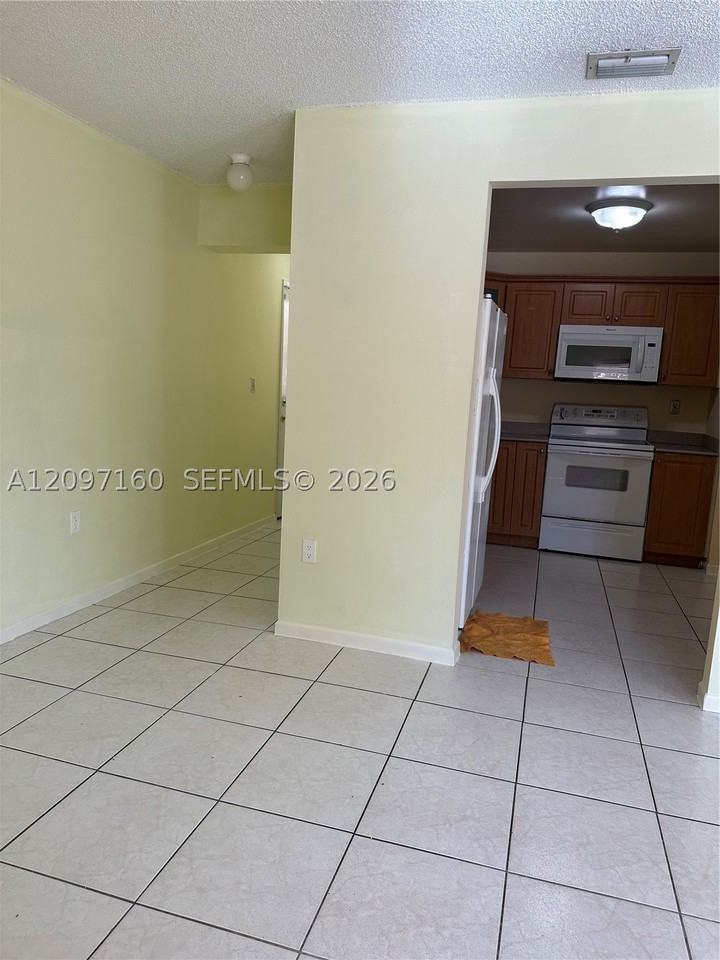 14907 Sw 80th St #201 - Photo 5 of 13