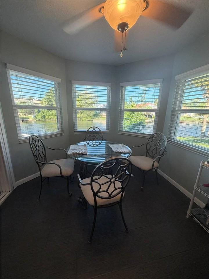 18 Cormorant Ct - Photo 3 of 15