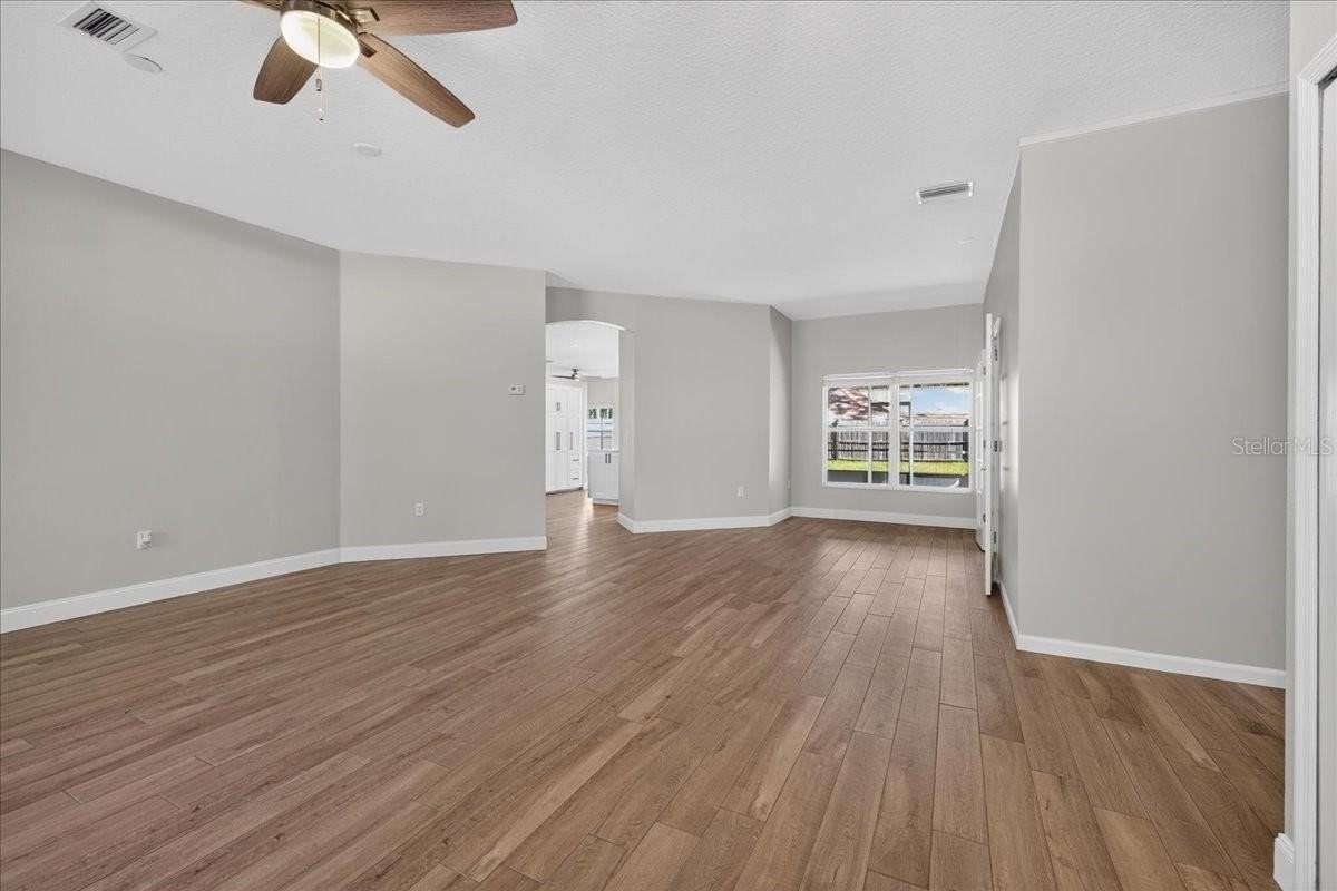 81 Rymshaw Dr - Photo 7 of 42