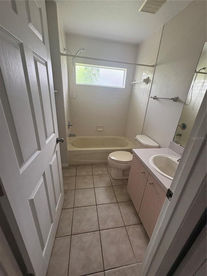 26 Prosperity Ln #B - Photo 4 of 9