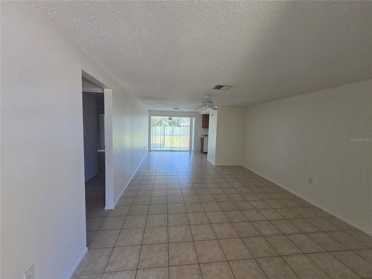 655 Harvey St - Photo 2 of 18
