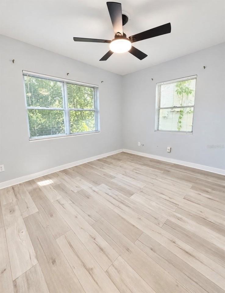 1832 E Robinson St - Photo 5 of 7
