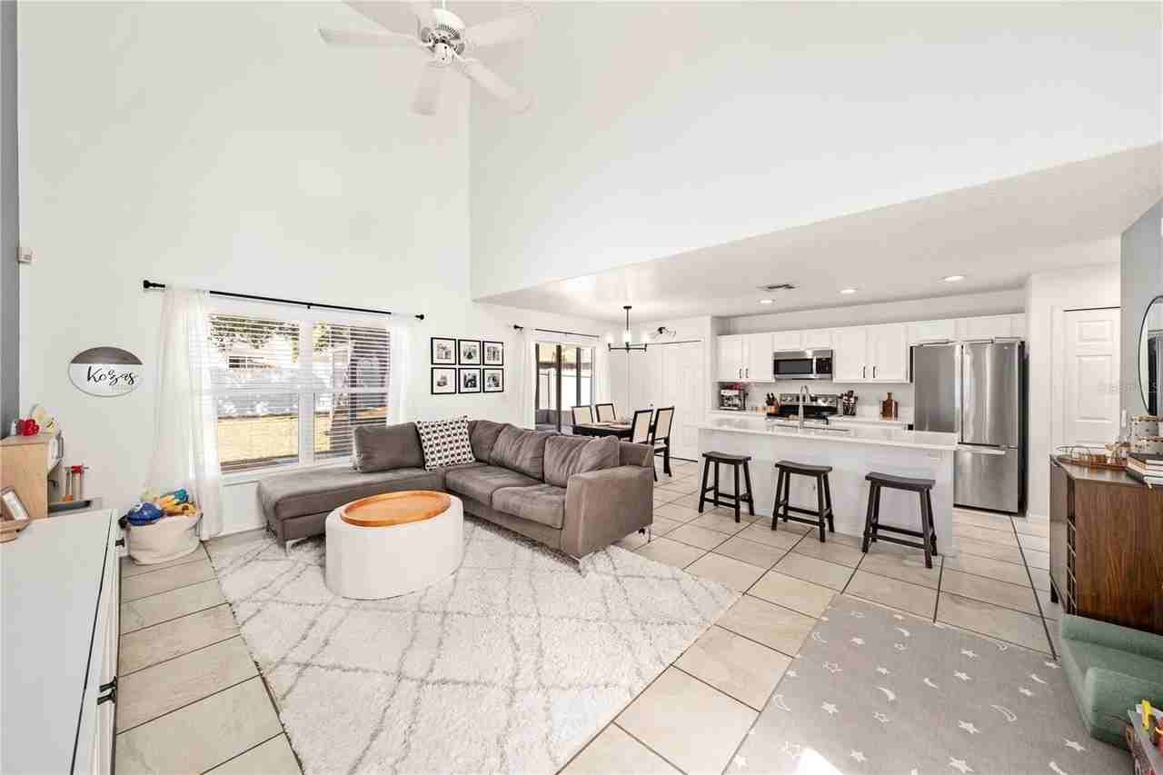 1415 Sherbourne St - Photo 3 of 29