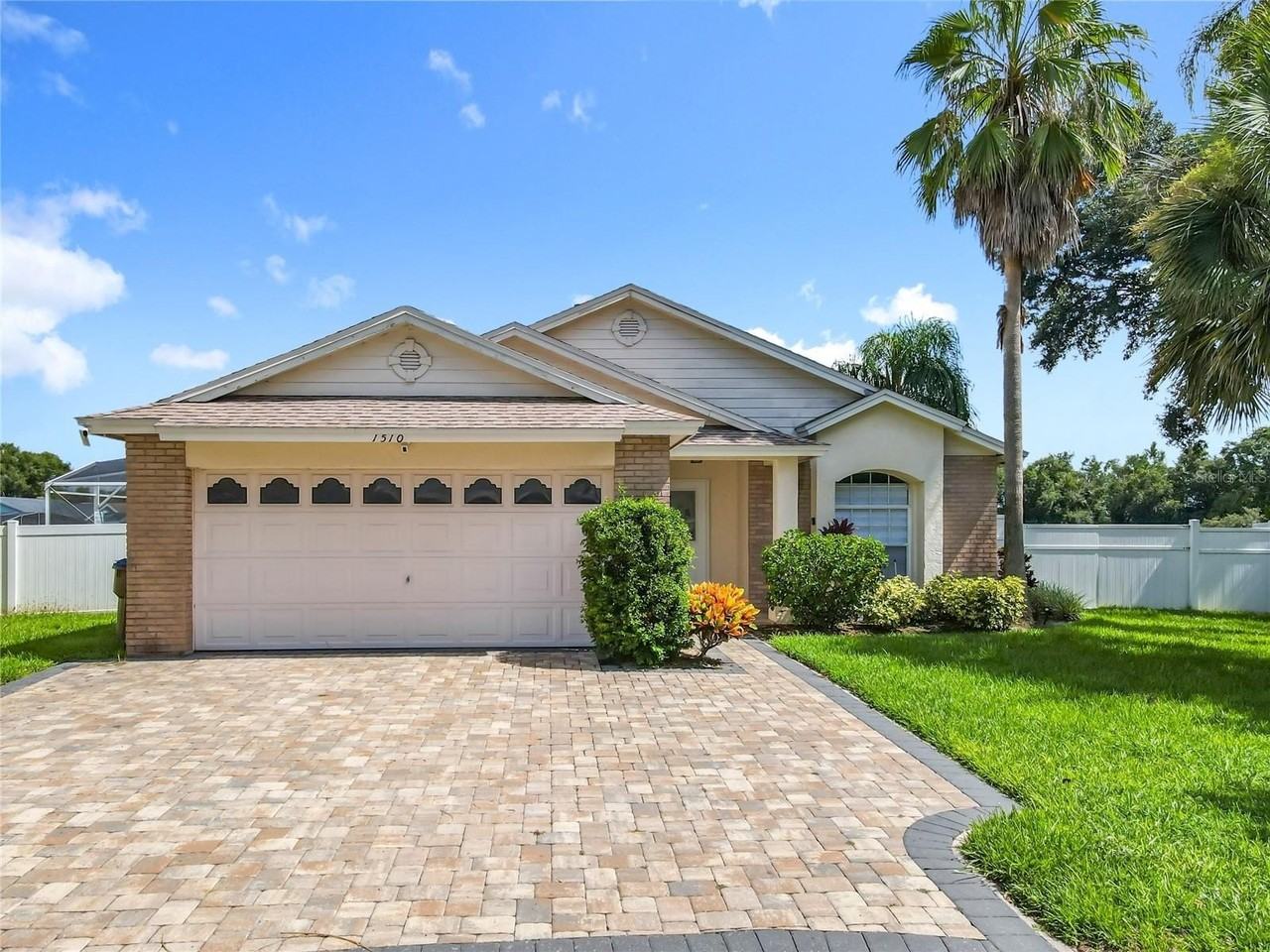 1510 Chapman Oak Ct - Photo 6 of 50