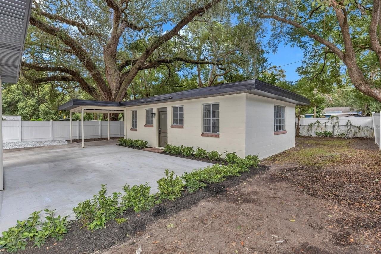 Seminole Ave - Photo 5 of 20