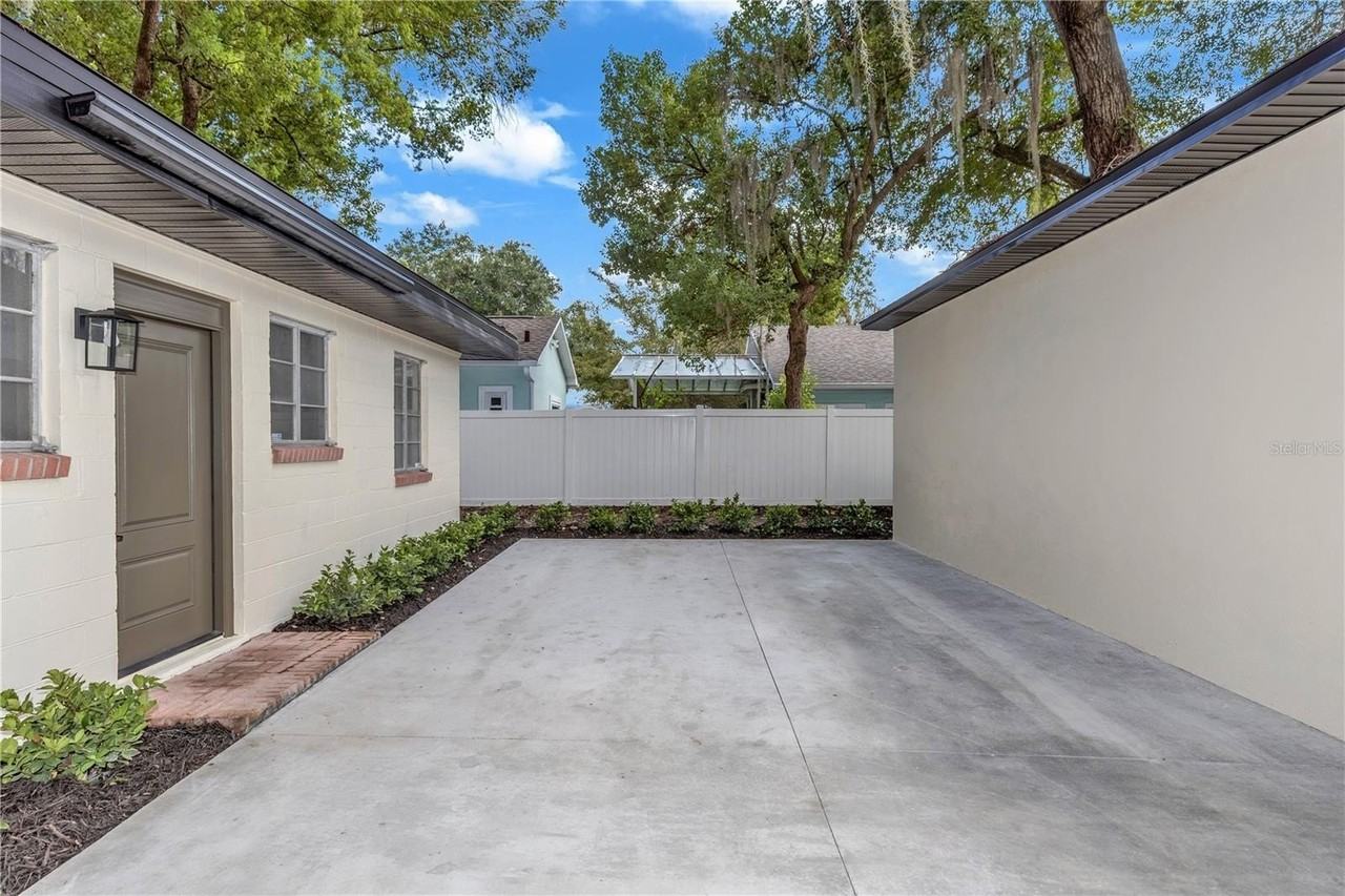 Seminole Ave - Photo 6 of 20