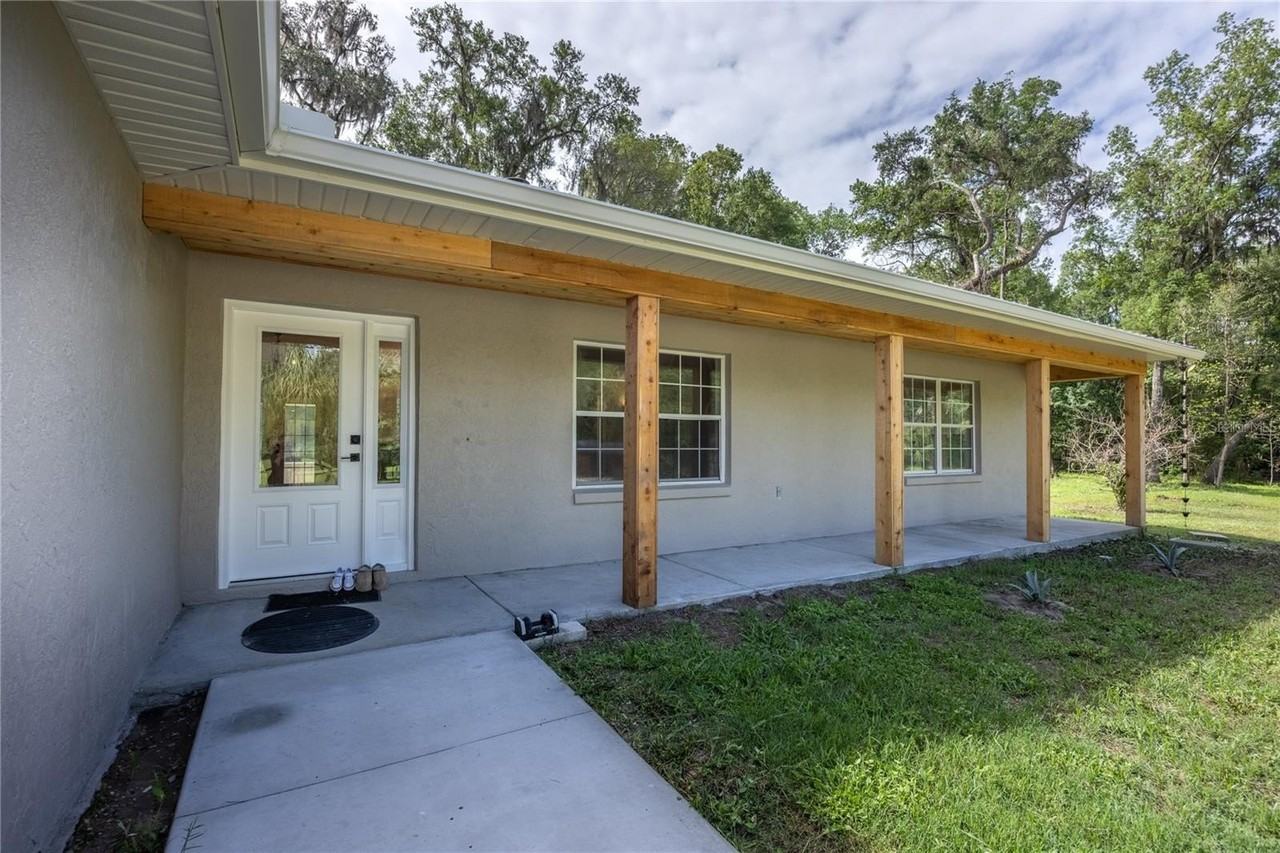 14810 Nw 185th St - Photo 4 of 45