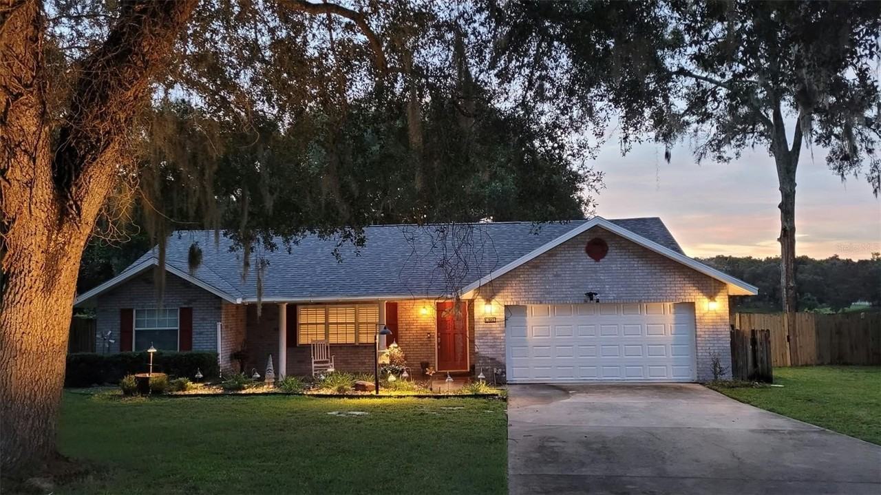 36236 Mary Ellen St - Photo 2 of 28