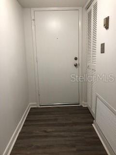 650 Midway Dr #B - Photo 5 of 35