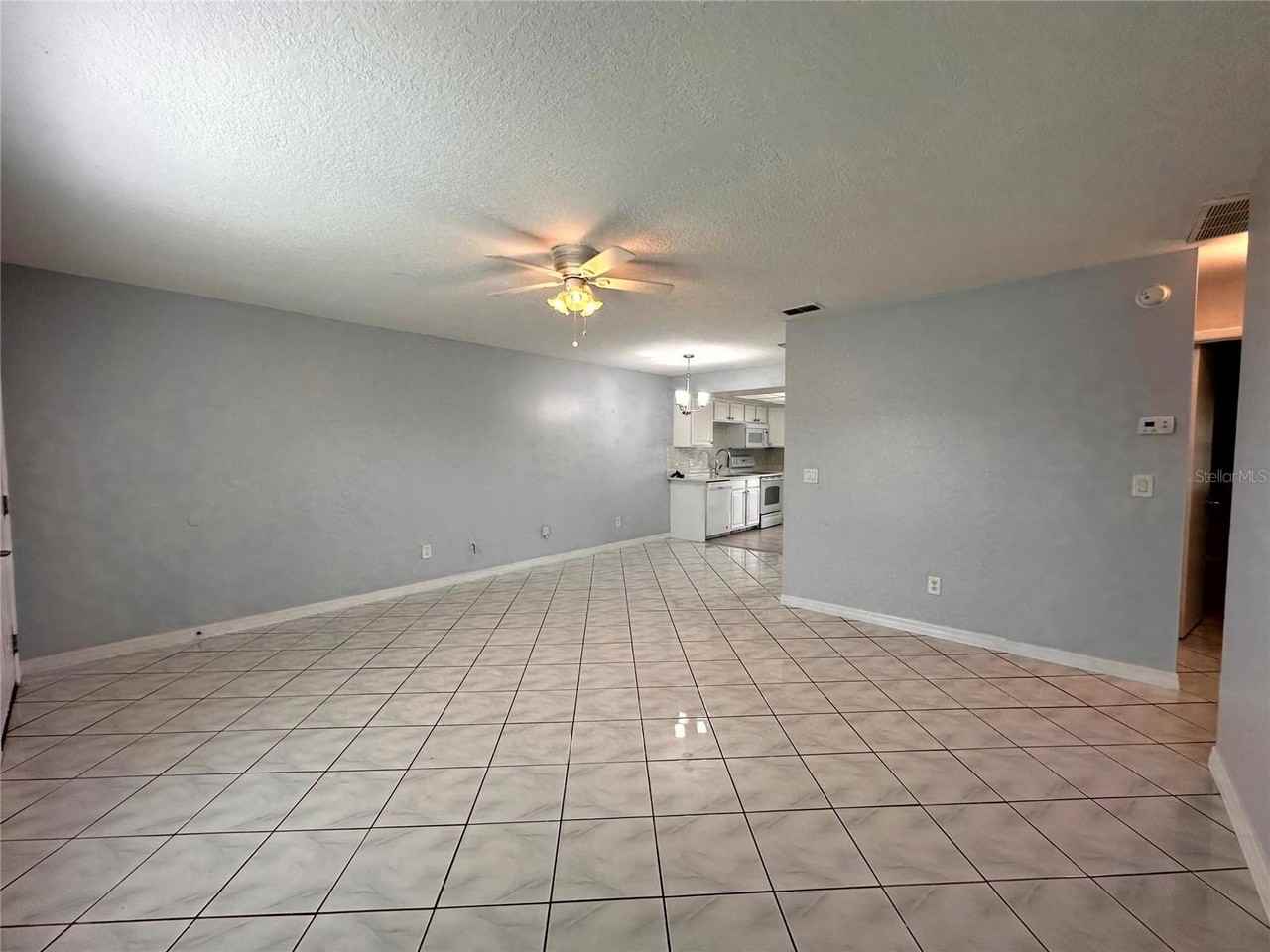22 W Country Cove Way - Photo 4 of 36