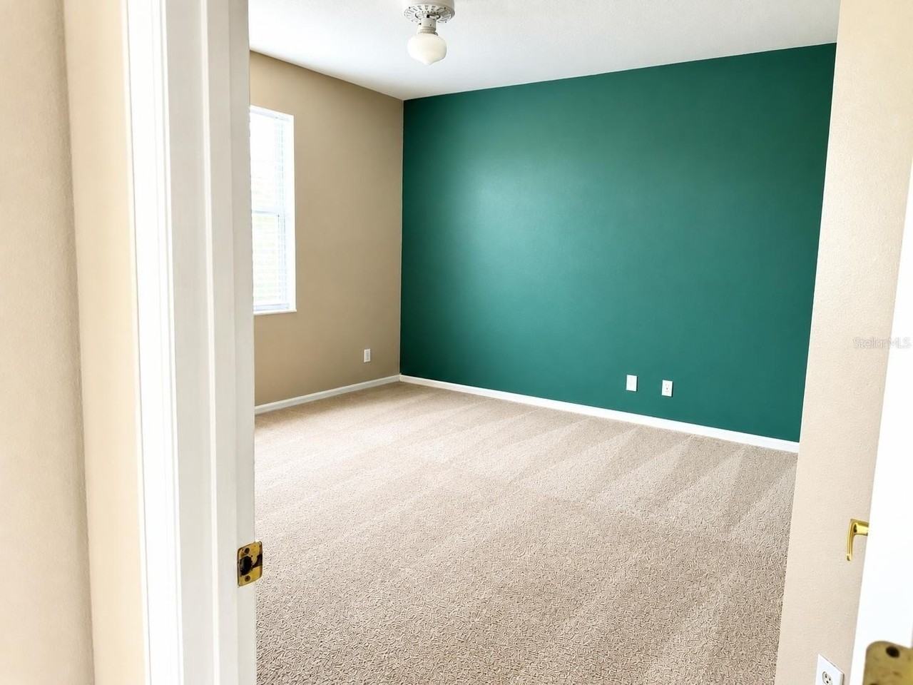 217 Montara Dr - Photo 4 of 8