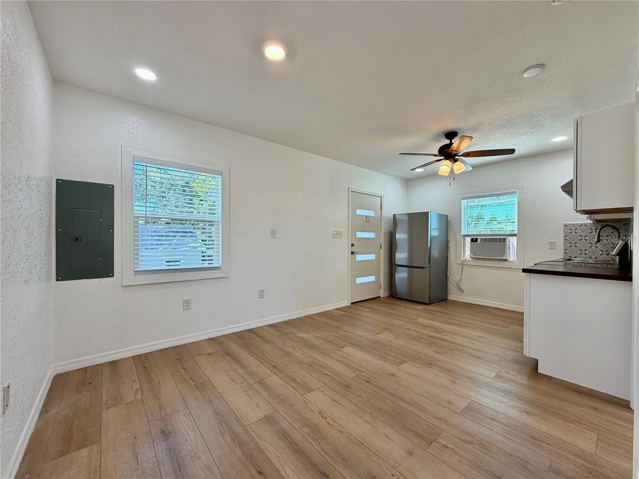 3827 2nd Ave N - Photo 5 of 10