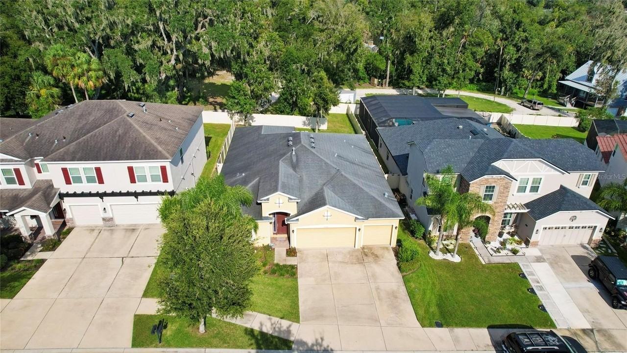 6706 Riverside Bluffs Dr - Photo 4 of 50