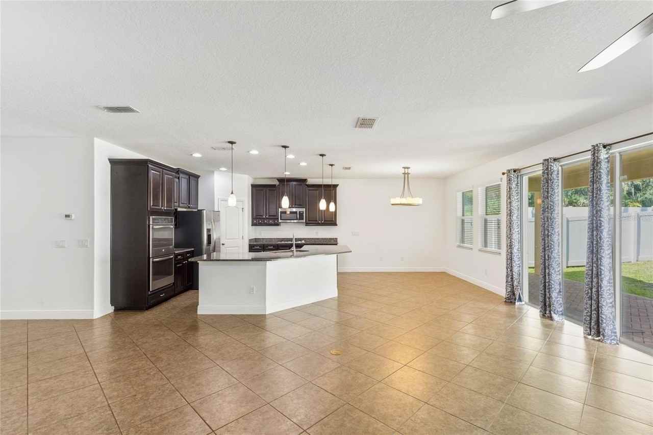 6706 Riverside Bluffs Dr - Photo 6 of 50