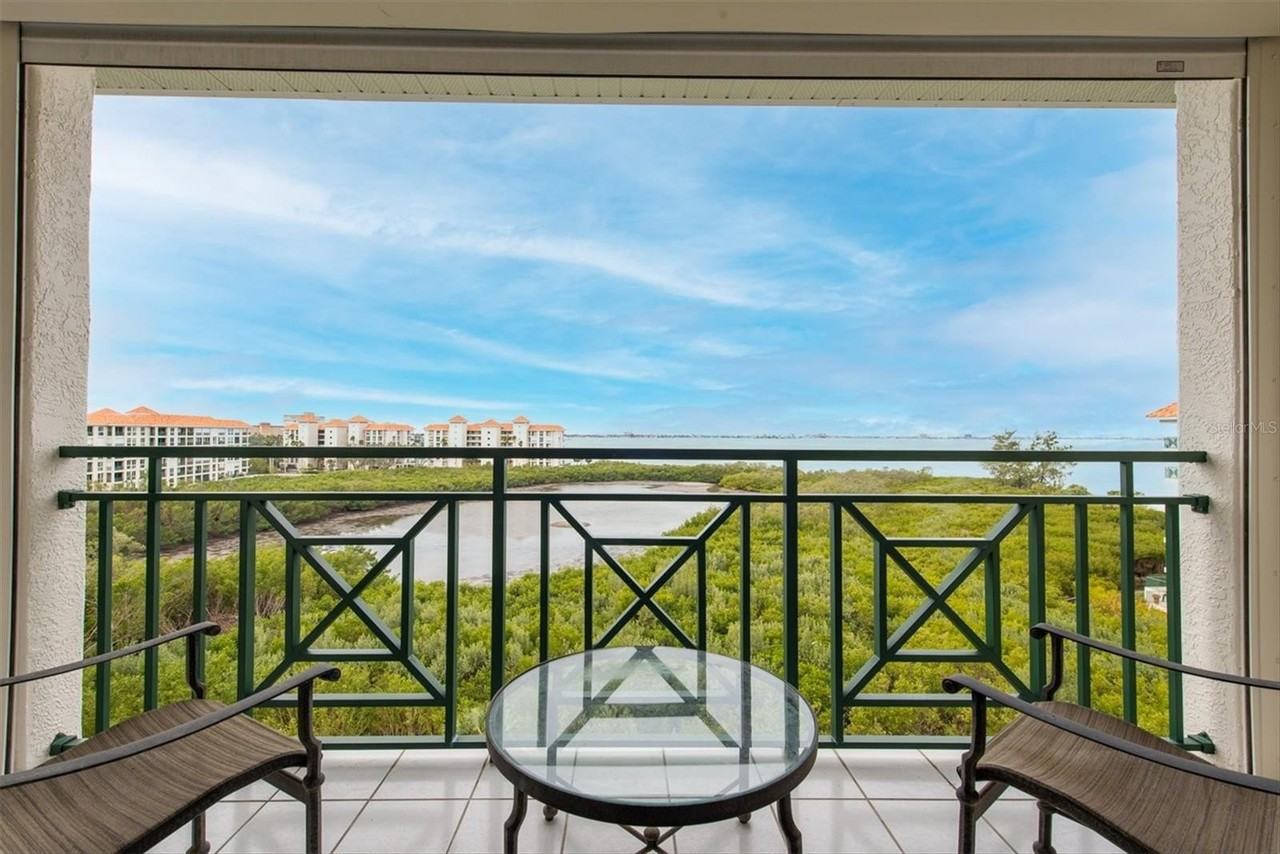 4750 Dolphin Cay Ln S #604 - Photo 6 of 38