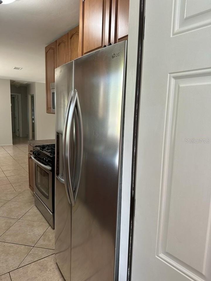 6128 16th Ln Ne - Photo 7 of 21