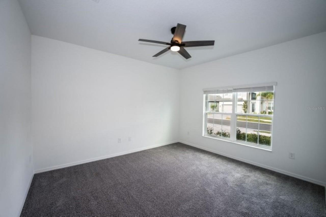 10715 New Morning Dr - Photo 6 of 39