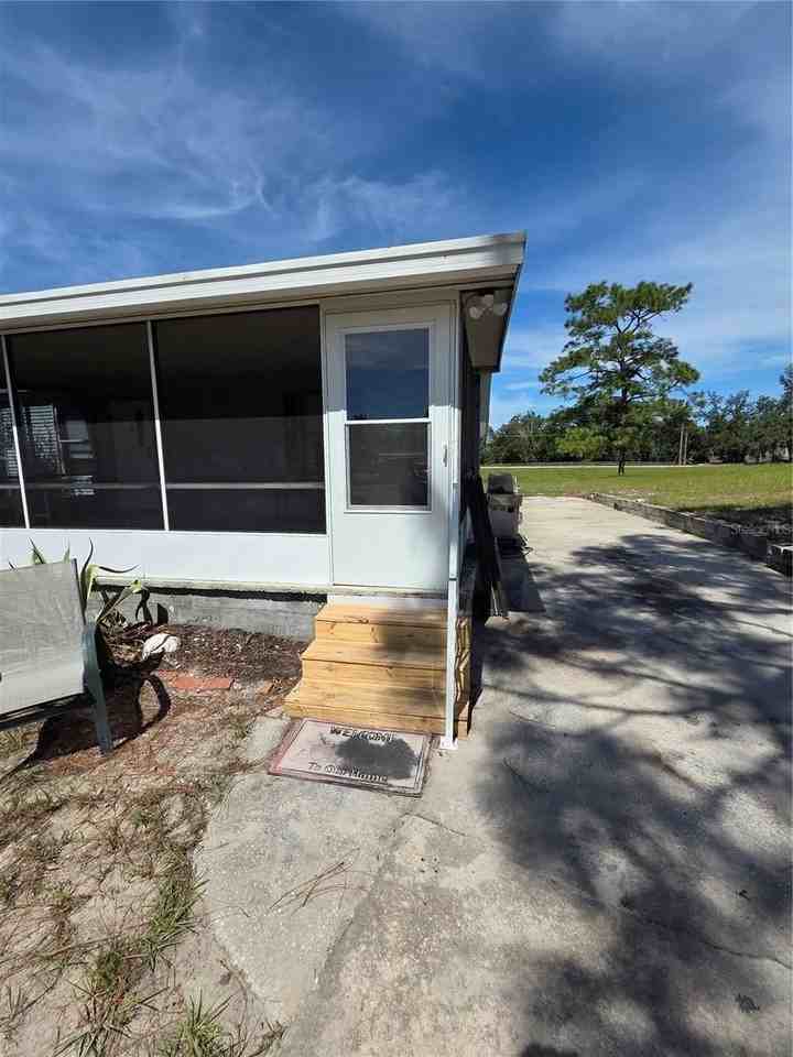 460 Hilltop Ct - Photo 2 of 20