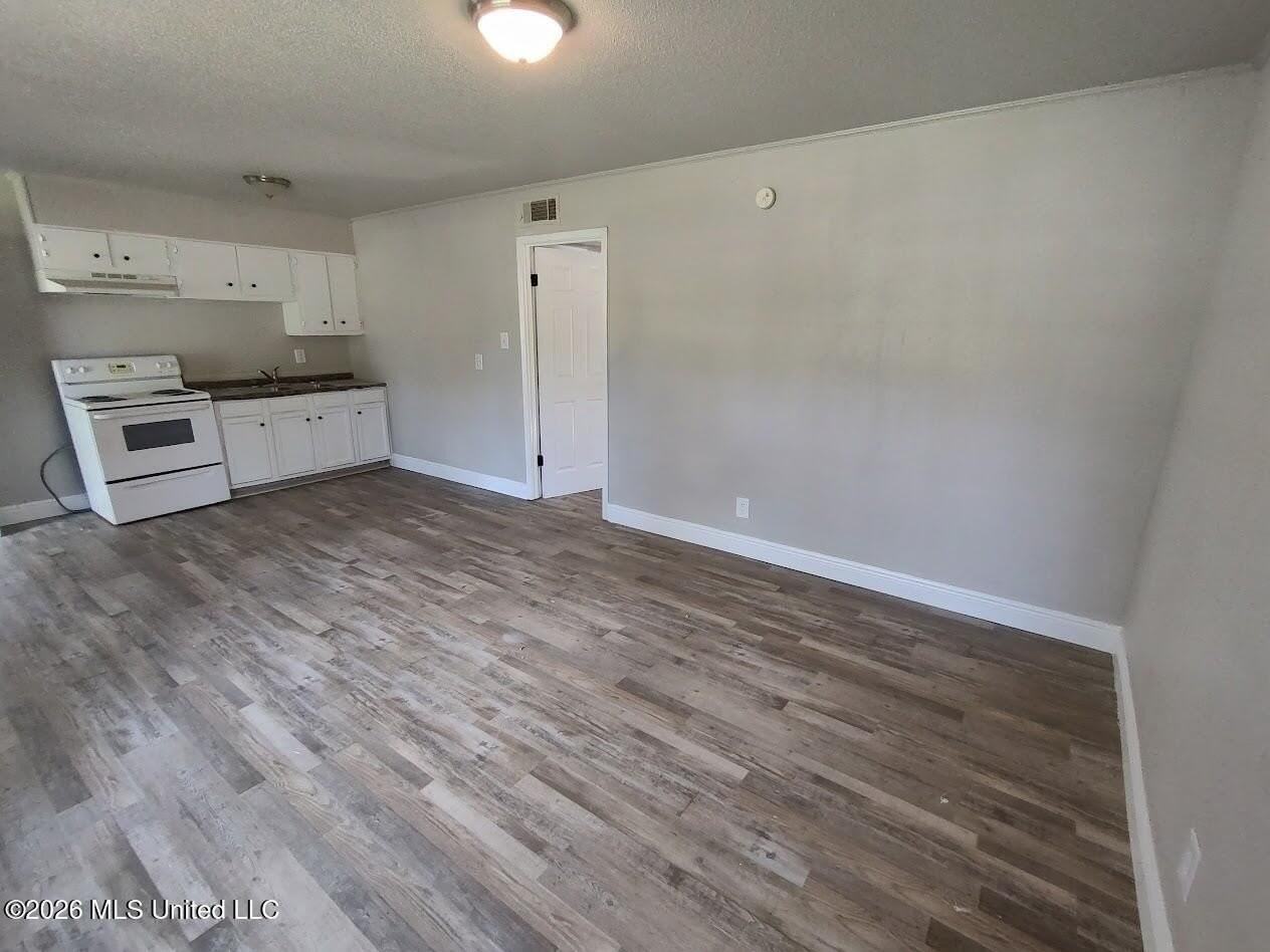 6418 Walnut St Apt 2 - Photo 3 of 7