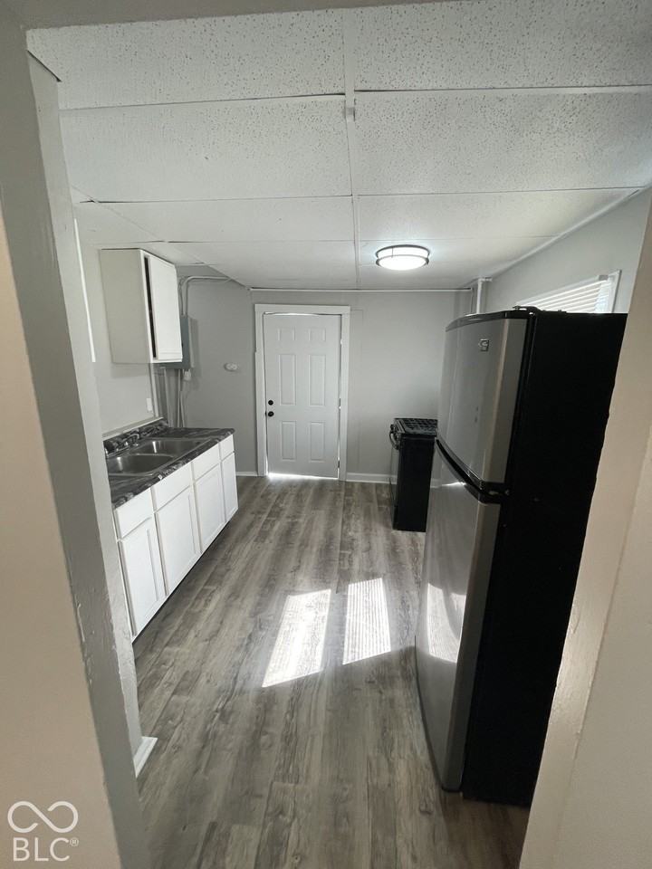 3121 N Temple Ave - Photo 5 of 13