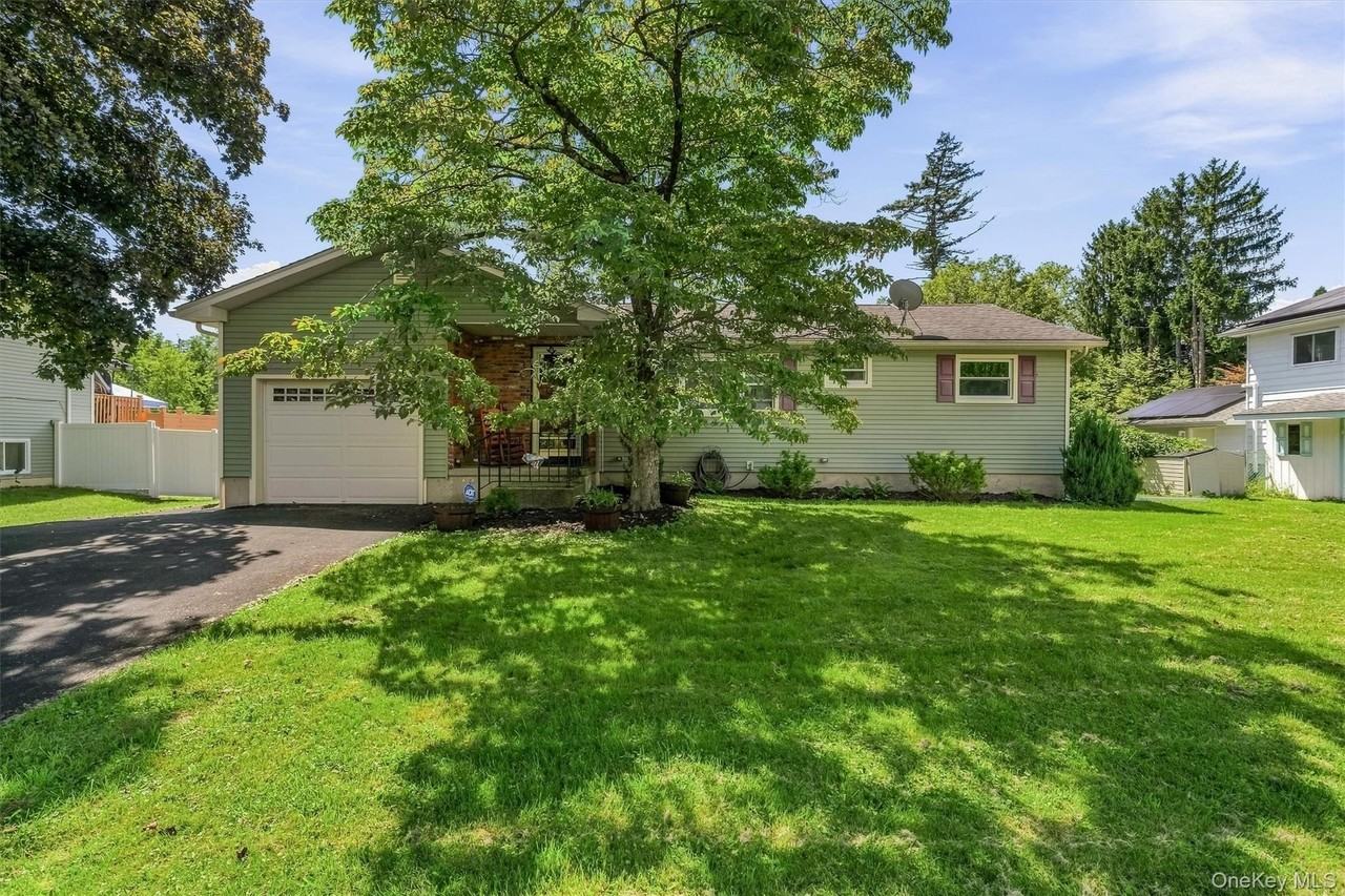 3 Allerton Ave - Photo 2 of 33