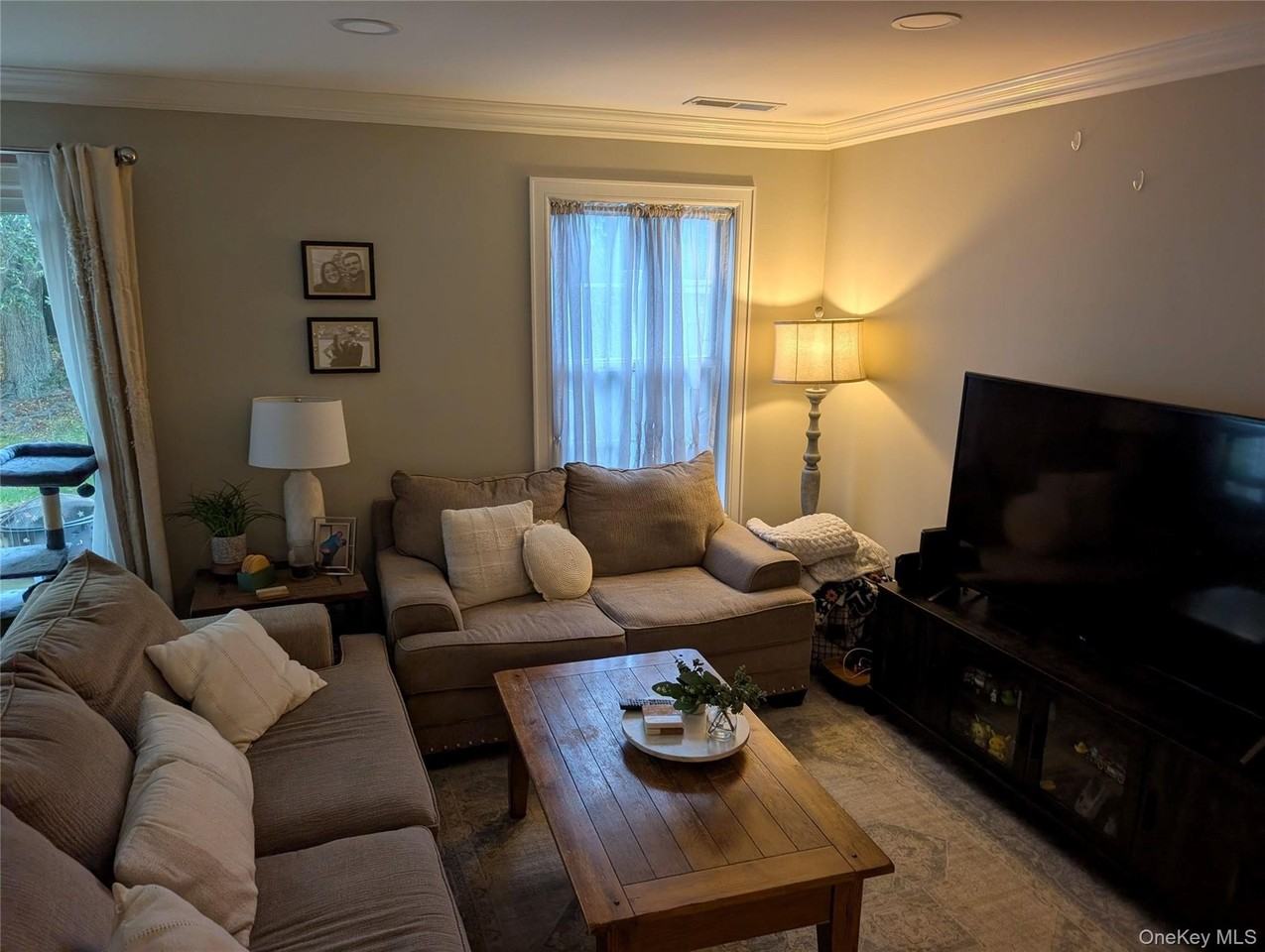 1506 Sara Cir - Photo 6 of 24