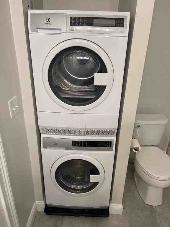 135 Havre St #1 - Photo 7 of 10
