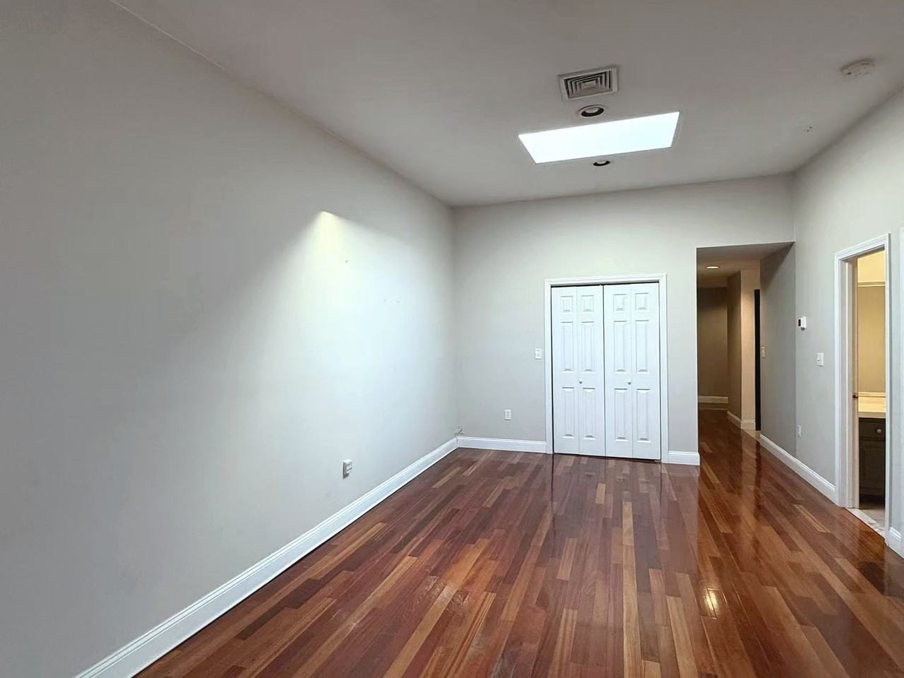 10 Weston Ave #420 - Photo 3 of 8