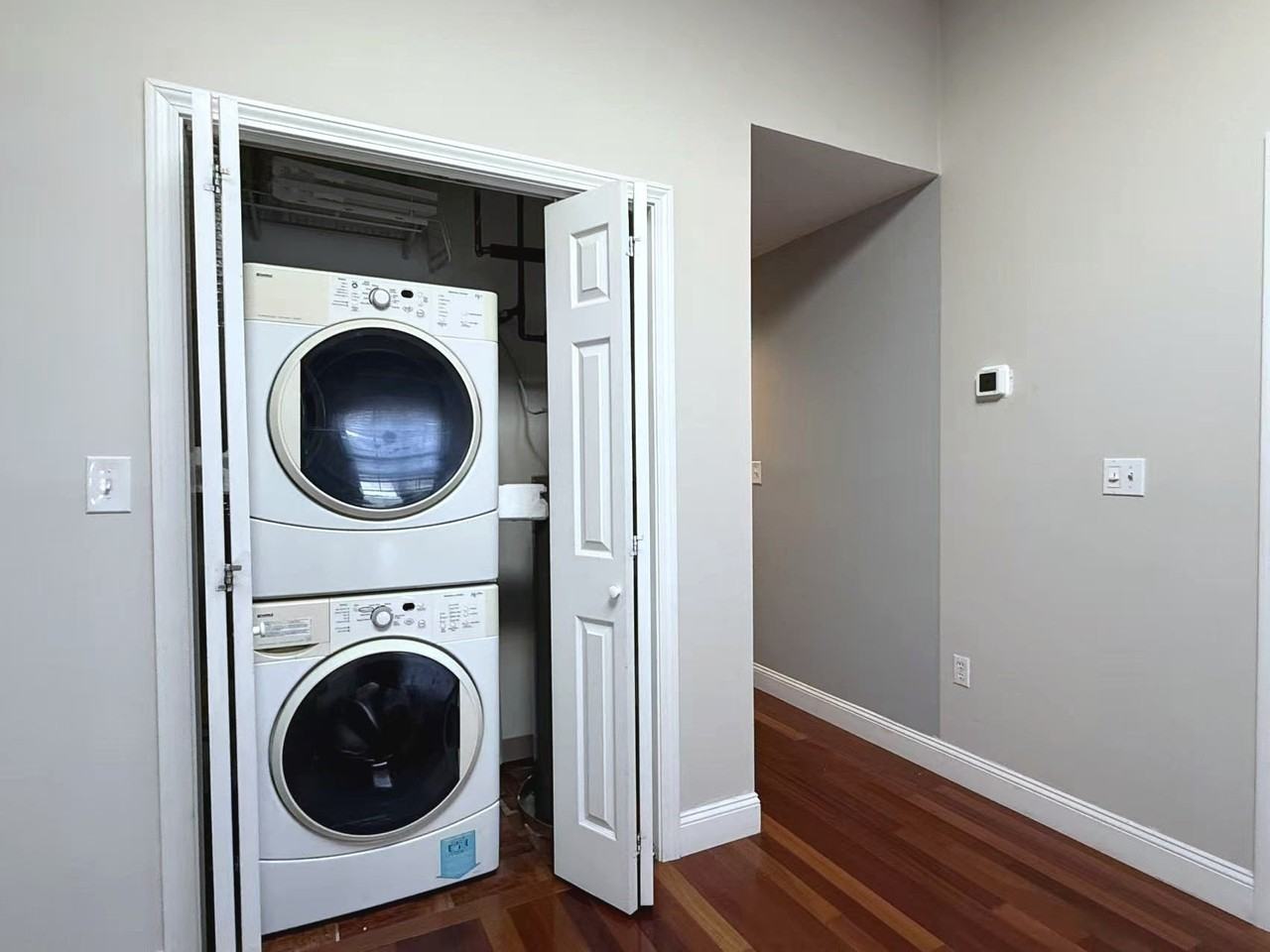 10 Weston Ave #420 - Photo 4 of 8