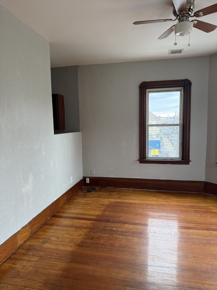 206 Belleville Rd #3 - Photo 3 of 8