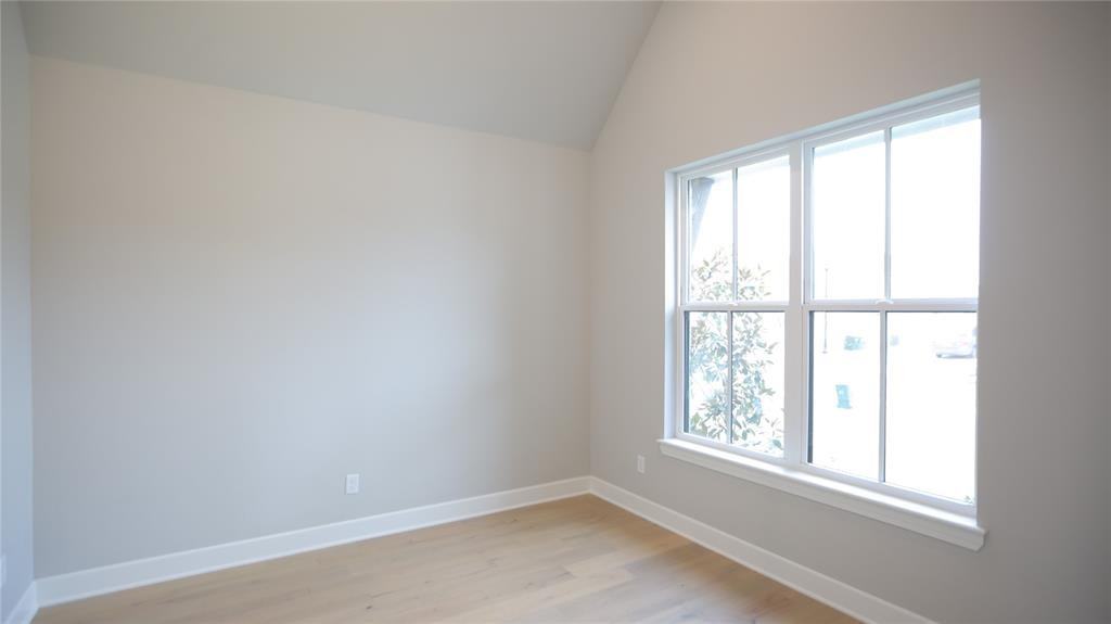 8732 Beechgrove Dr #1 - Photo 4 of 10