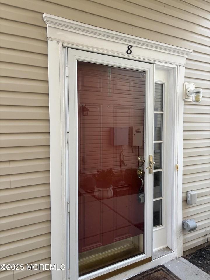 8 Fiddlers Elbow Ct - Photo 2 of 17