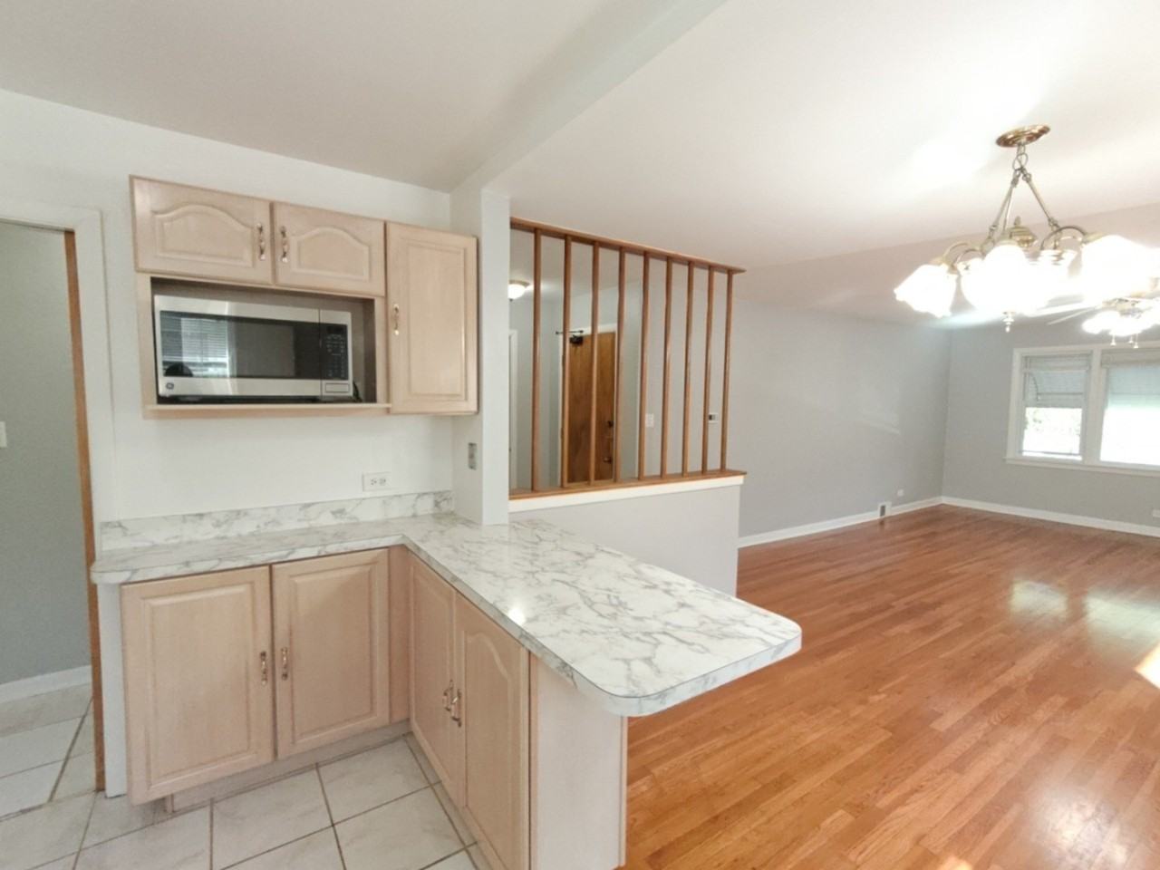 724 Florence Ave #2 - Photo 6 of 22