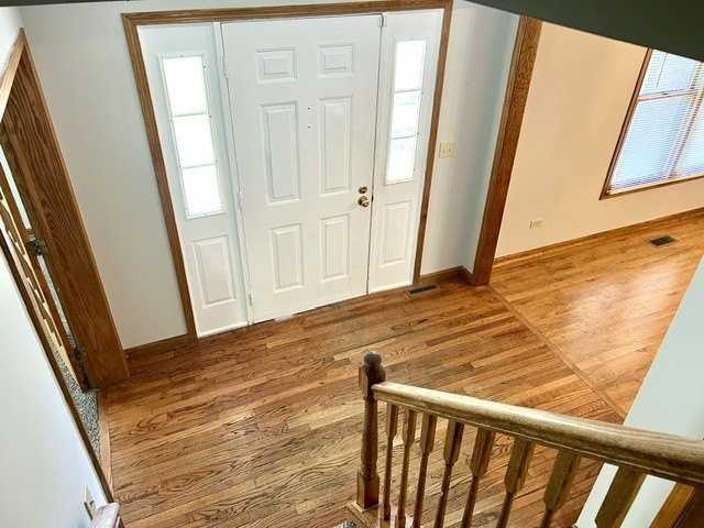 415 Stanford Dr - Photo 2 of 27