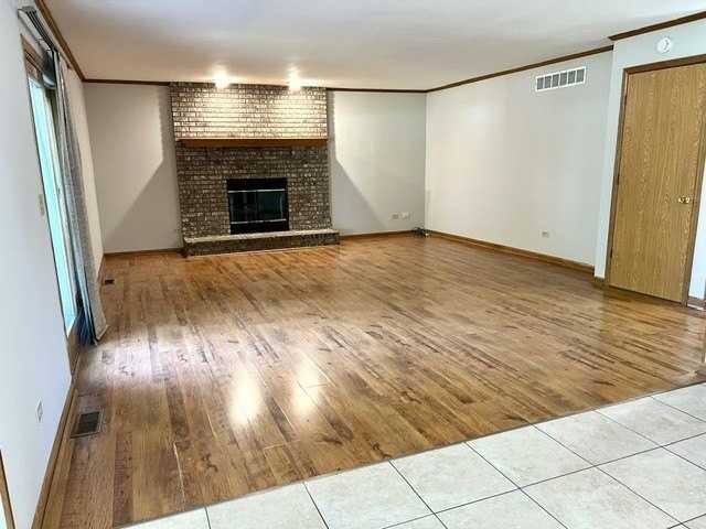 415 Stanford Dr - Photo 5 of 27