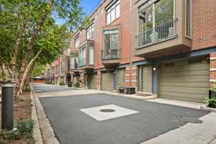 310 N Clinton St #L - Photo 1 of 1