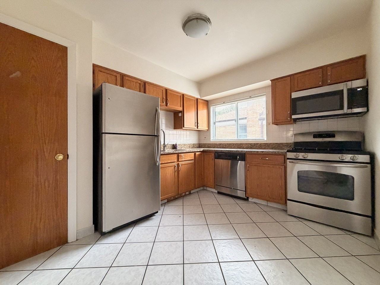 1516 N Harlem Ave #3W - Photo 5 of 8