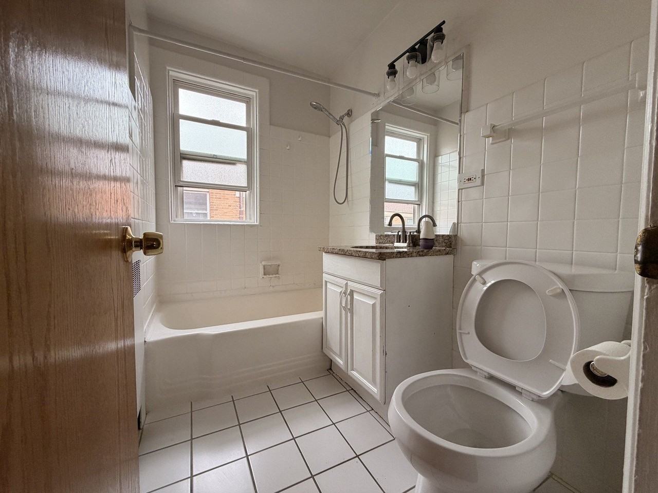 1516 N Harlem Ave #3W - Photo 6 of 8