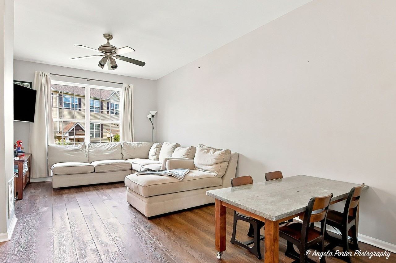 1693 W Turtle Creek Ln #1693 - Photo 3 of 12