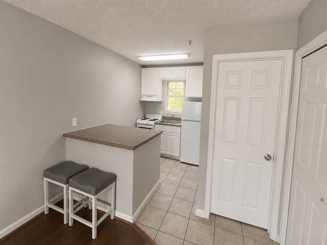 Garland Studio Apartments - Photo 3 of 13
