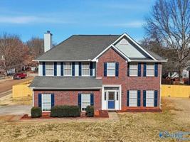 featured image of 325 Bradford Farms Dr