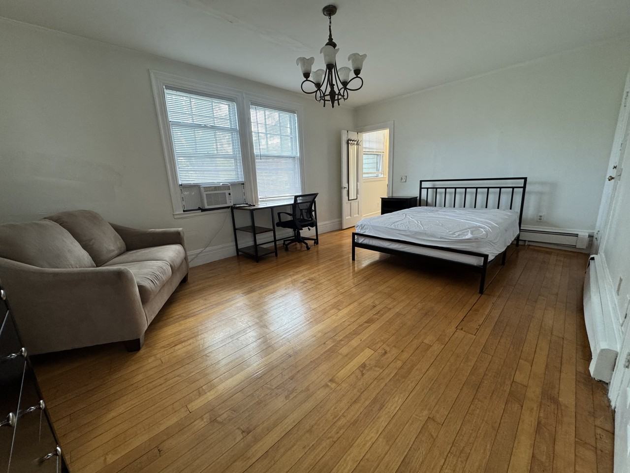88 Cooke Street - Photo 3 of 9