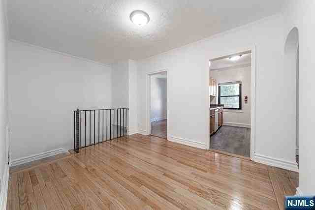 90 Tracey Pl #F2T - Photo 4 of 23