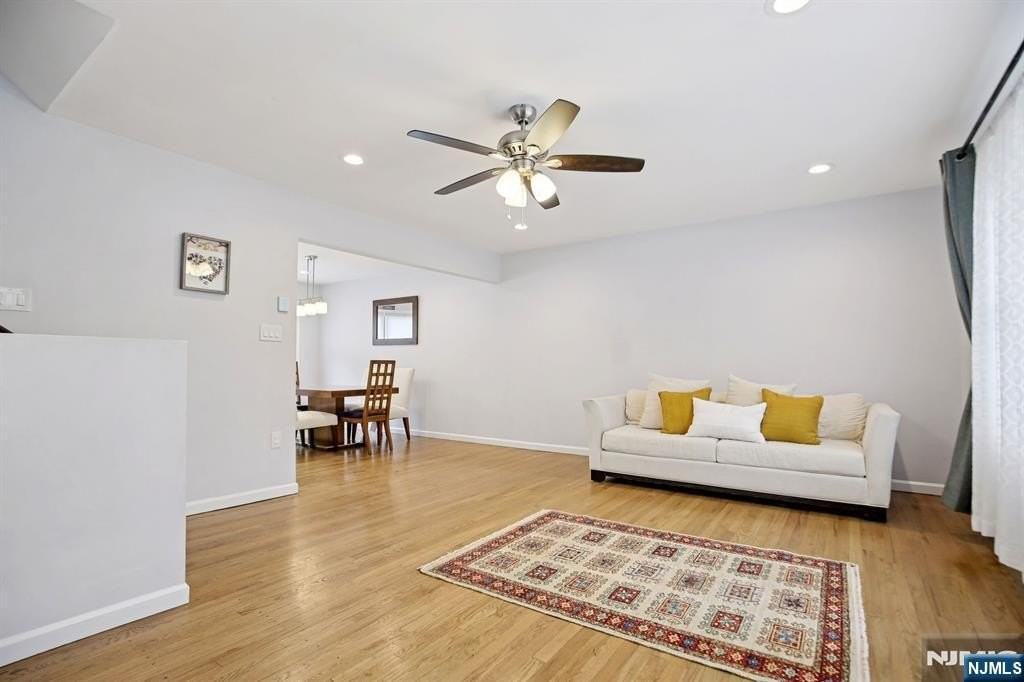 82 Eaton Pl - Photo 4 of 36