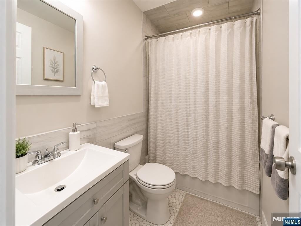 17 Park St #2 - Photo 7 of 12