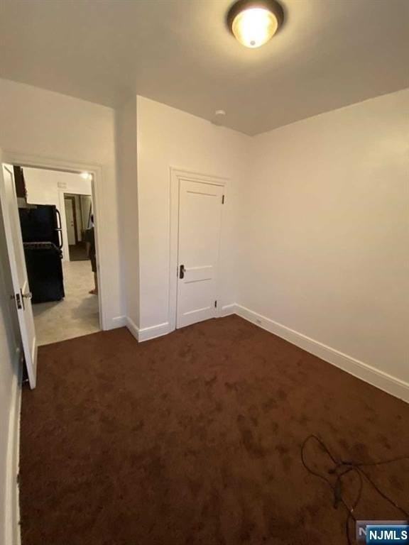 9 Blakely Pl - Photo 2 of 11