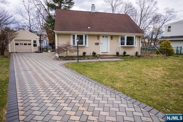 615 Bartell Pl - Photo 3 of 29