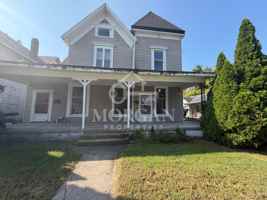 featured image of 1229 W 8th St
